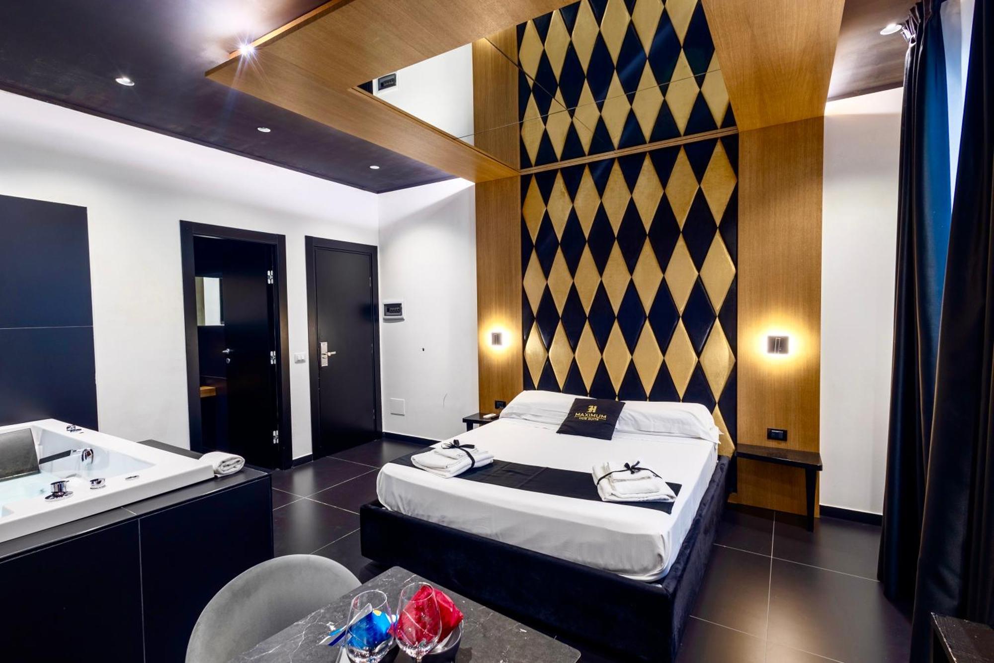 Maximum Hub Suite&Spa Palermo Exterior photo