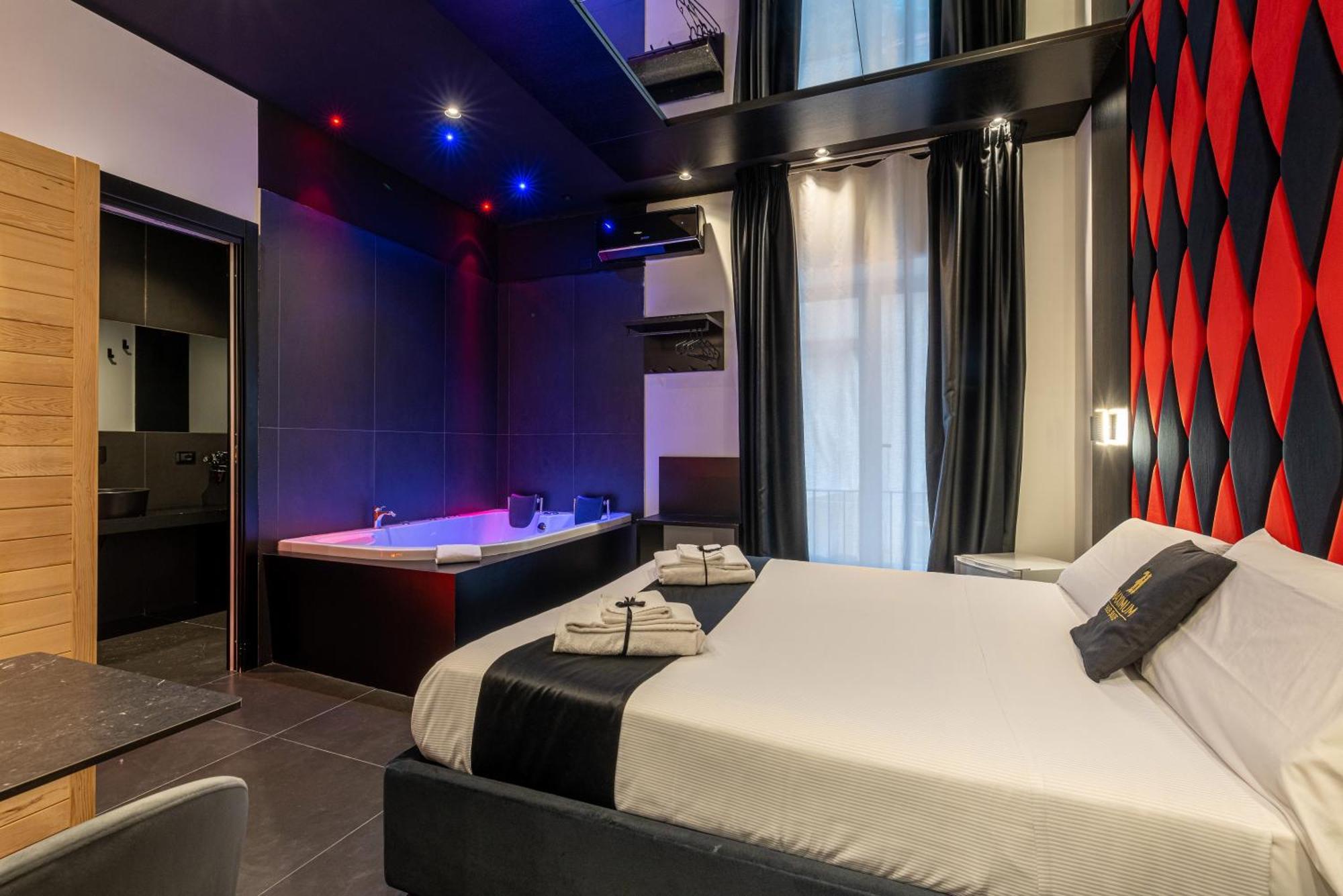 Maximum Hub Suite&Spa Palermo Exterior photo