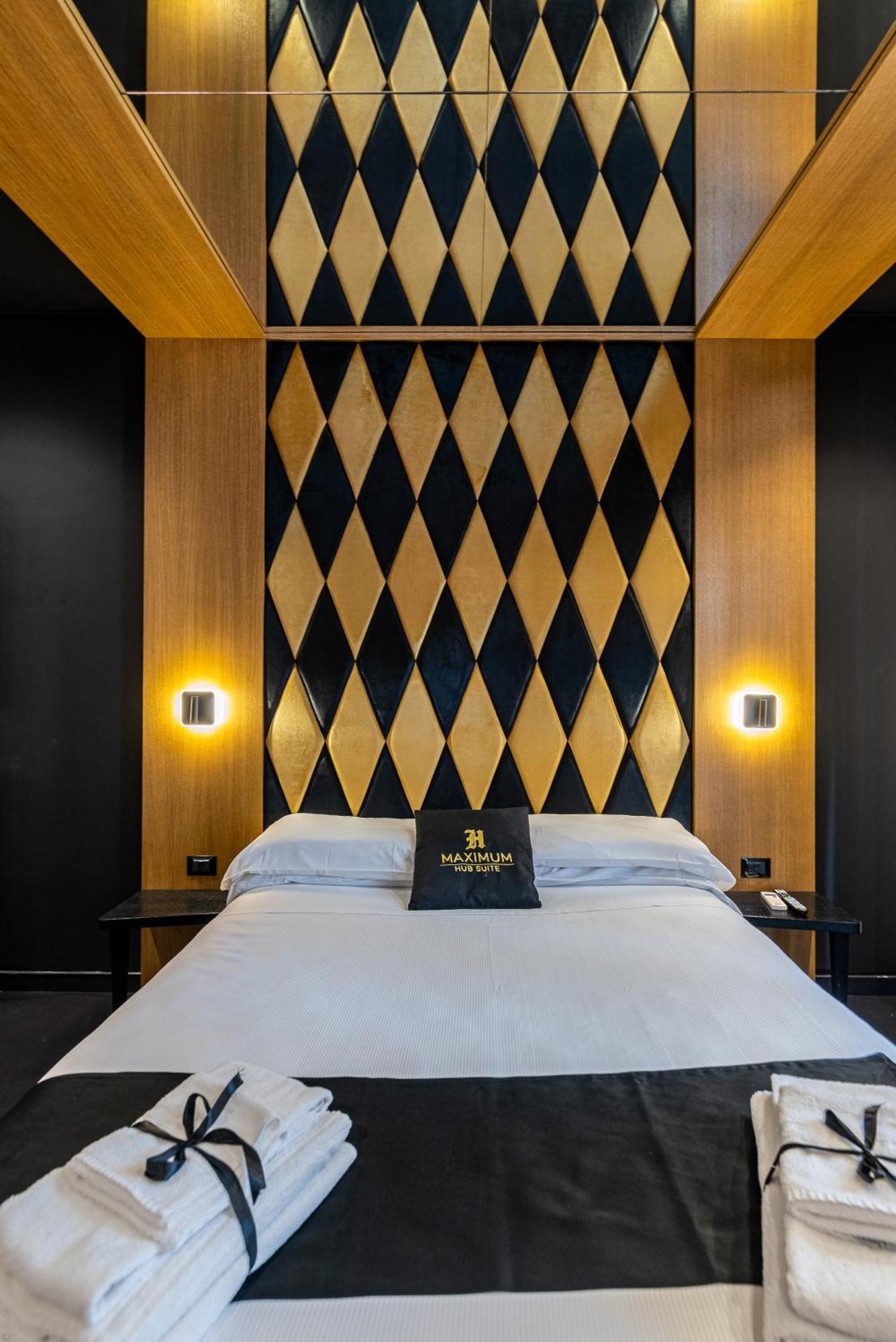Maximum Hub Suite&Spa Palermo Exterior photo